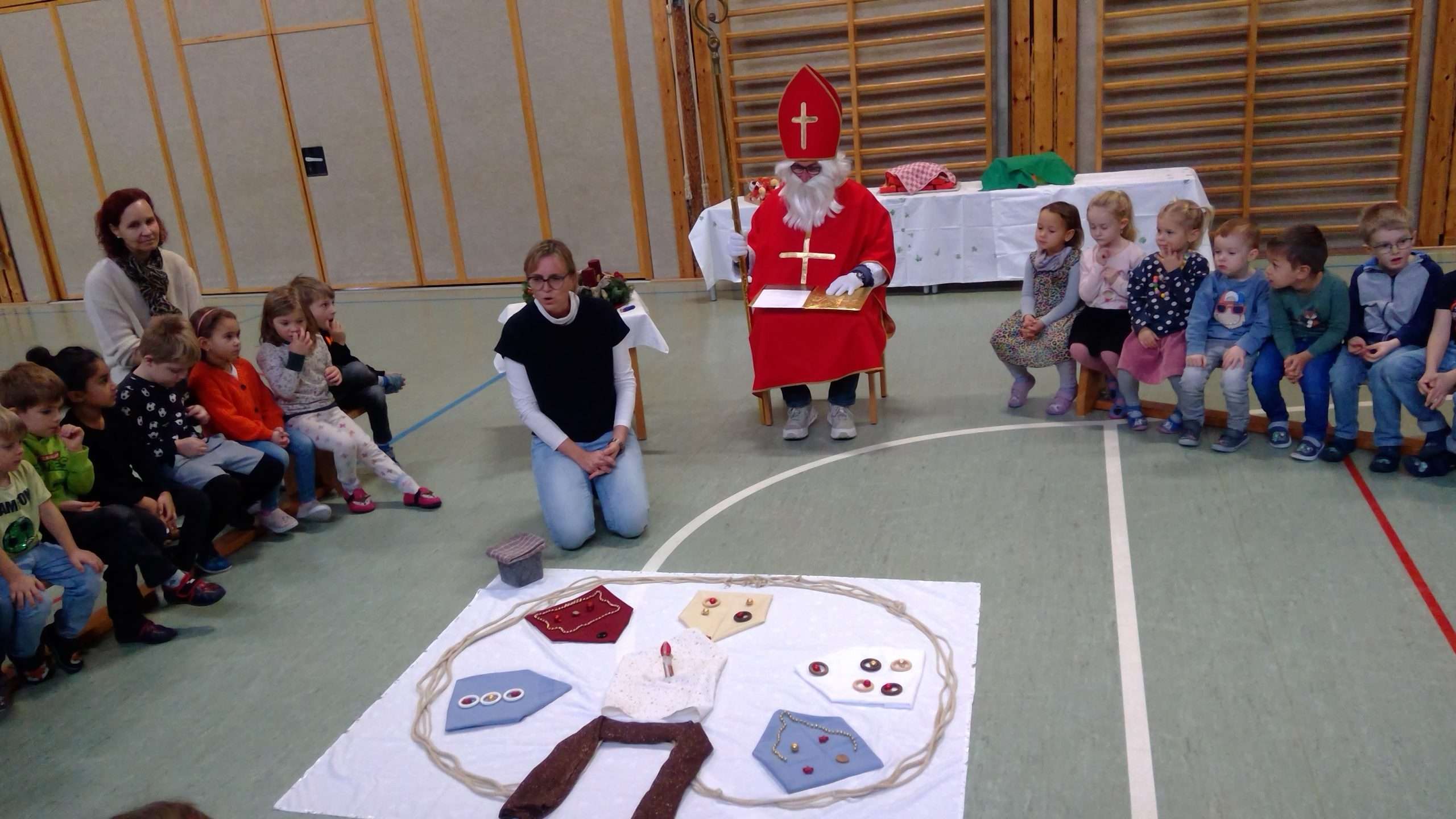 Der Nikolaus — kommt auch in unser Haus